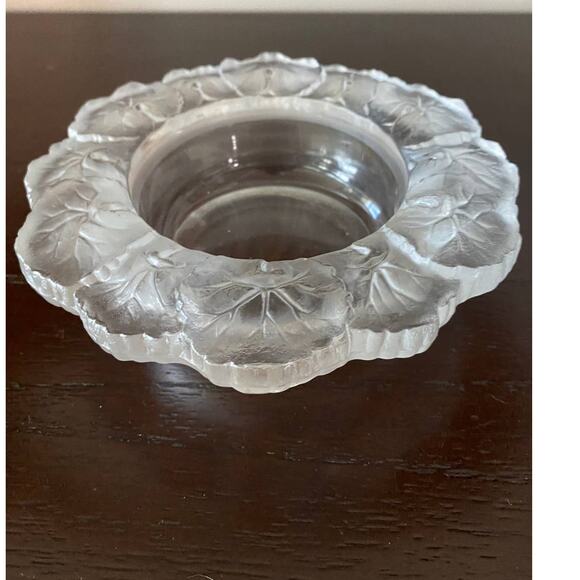 Barolac Josef Frosted Art Deco Glass Wine Coaster with Geraniums 1930's - Picture 1 of 6